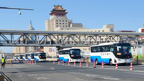 從油到電，北汽連續(xù)護(hù)航全國兩會二十年