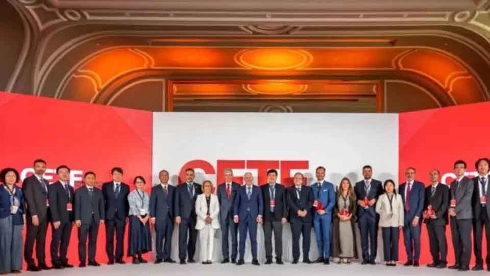 北汽集團(tuán)董事長(zhǎng)張建勇出席中歐人才論壇：攜手迎接智能時(shí)代，共謀產(chǎn)業(yè)創(chuàng)新發(fā)展